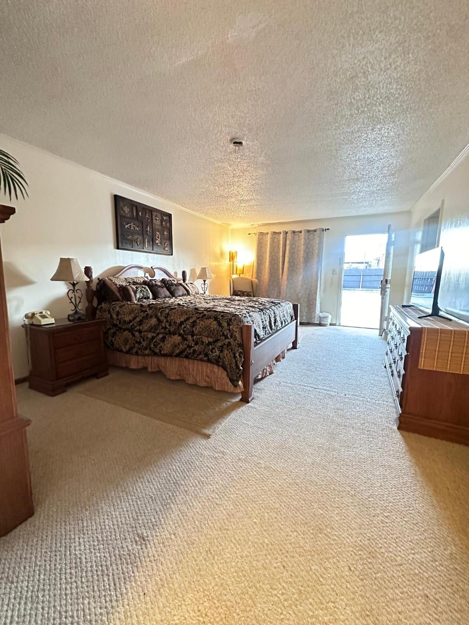 Country Inn & Suite 리스빌 외부 사진